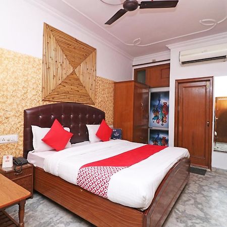 Yamunānagar Oyo 29304 Hotel Pooja المظهر الخارجي الصورة