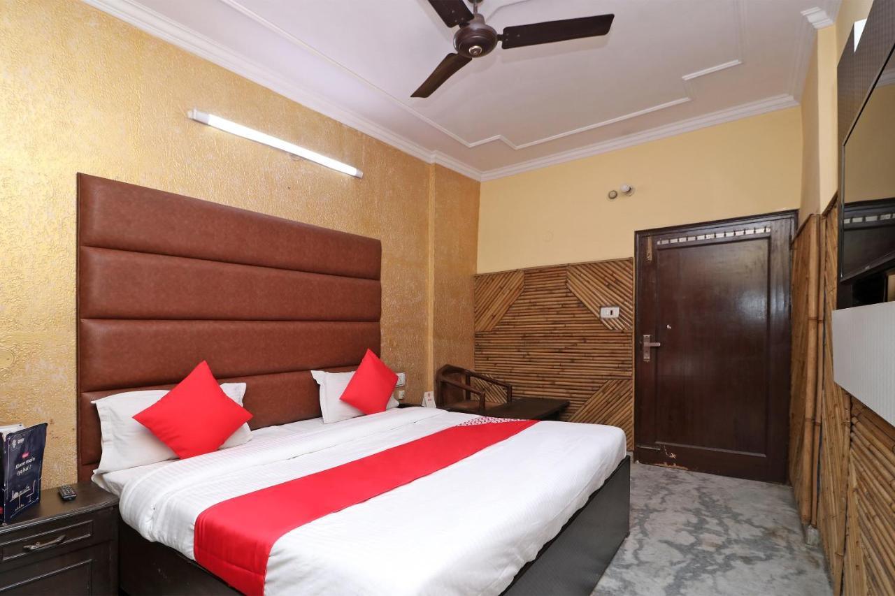 Yamunānagar Oyo 29304 Hotel Pooja المظهر الخارجي الصورة