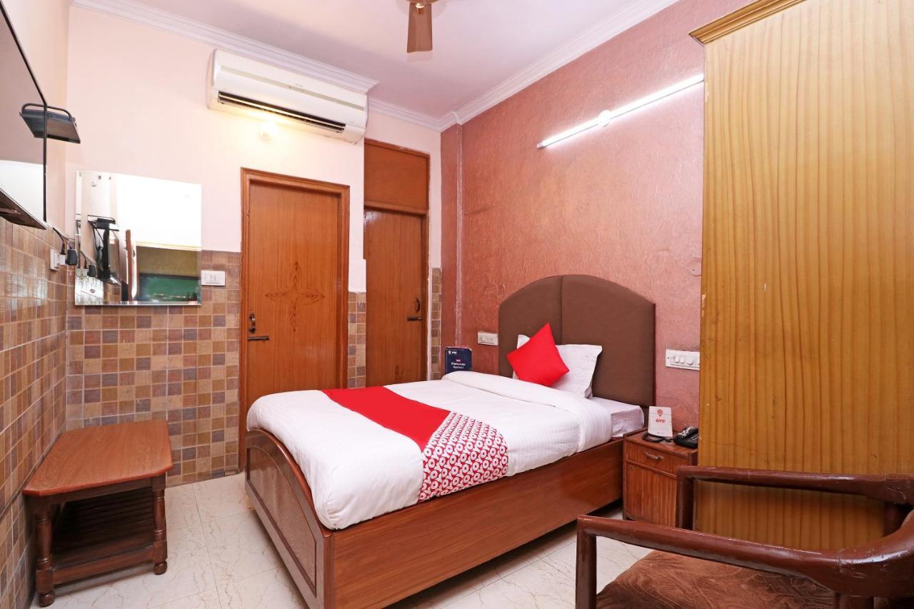 Yamunānagar Oyo 29304 Hotel Pooja المظهر الخارجي الصورة