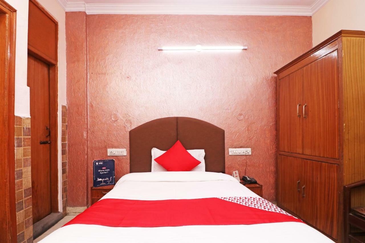 Yamunānagar Oyo 29304 Hotel Pooja المظهر الخارجي الصورة