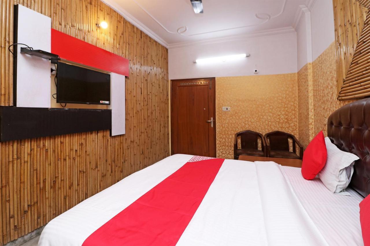 Yamunānagar Oyo 29304 Hotel Pooja المظهر الخارجي الصورة